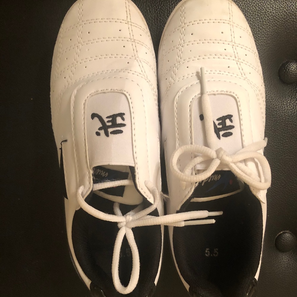 Mudo Taekwondo shoes size 5.5